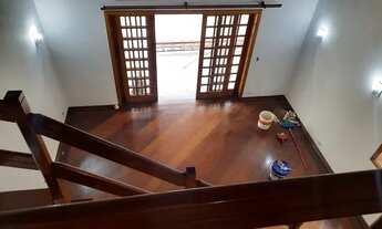 Imagem 2: Sobrado para aluguel e venda tem 360 metros quadrados com 3 quartos