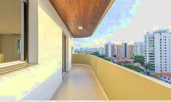 Imagem 3: Apartamento com 204m² de área útil, sala ampla, 4 dormitórios sendo 3 suítes, 3 vagas