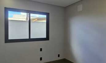 Imagem 3: Casa com 3 suítes e excelente área gourmet e piscina nos Jardins Nápoles