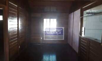 Imagem 7: Casa com piscina, churrasqueira, 3 dormitórios, 1 suíte e 8 vagas de garagem à venda, 160