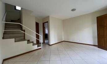 Imagem 4: Casa Duplex em Condomínio - 2 Quartos e localização privilegiada a 5 minutos do Centro