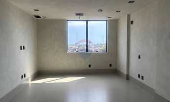 Imagem 7: Sala Comercial Reformada de 32 m² no Vasco da Gama Plaza, R$ 2.200,00