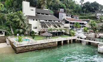 Imagem 5: Casa costeira com praia de 8 suítes, em Angra dos Reis-RJ