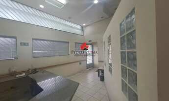 Imagem: Prédio comércial, 9 vagas,6 salas, 6 banheiros