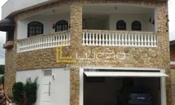 Imagem 2: Casa para venda com 217 m² e 4 quartos em Jardim Terra Branca, Bauru - SP