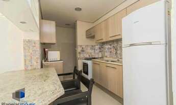 Imagem 5: Apartamento de 1 dormitório, com um pequeno pátio no bairro Centro Histórico