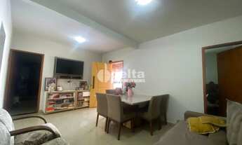 Imagem 2: Casa residencial disponível para venda no bairro Maria Rezende em Uberlândia-MG