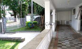 Imagem 2: Casa comercial para venda e locação com 4 quartos sendo 2 suítes- 480 m² de área construíd