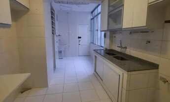 Imagem 6: Alugamos excelente apartamento raro e amplo, Salão, 3 quartos e cozinha grande com Armári