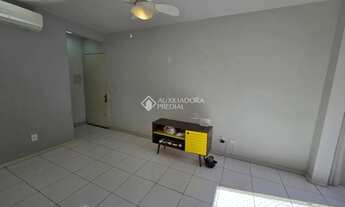 Imagem 3: Apartamento à venda localizado na Rua Norberto Jung, no bairro Sarandi em Porto Alegre