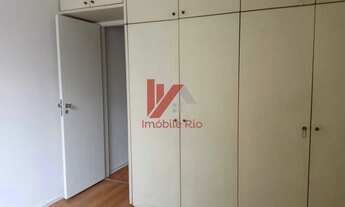 Imagem 7: Rua Tomaz Coelho dois quartos , vaga. Juntinho ao Shopping Tijuca e metrô