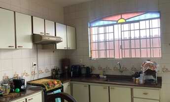 Imagem 6: Casa com 4 dormitórios à venda em Belo Horizonte