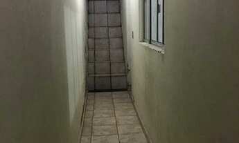 Imagem 3: Casa para venda tem 240 metros quadrados com 3 quartos em Vila Sul Americana - Carapicuíba