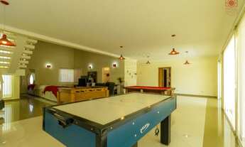 Imagem 6: Casa de condomínio sobrado para venda tem 570 metros quadrados com 5 quartos