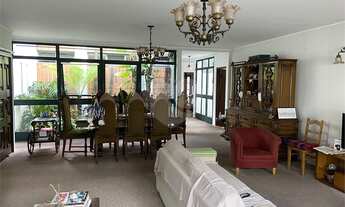 Imagem: Térrea para venda possui 240 metros quadrados