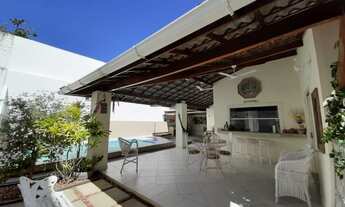 Imagem 2: Casa de condomínio para venda tem 220 metros quadrados com 3 quartos