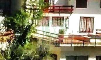 Imagem 2: Linda Casa em Campos do Jordão, no Bairro Alto do Capivari, 410 m² de área útil