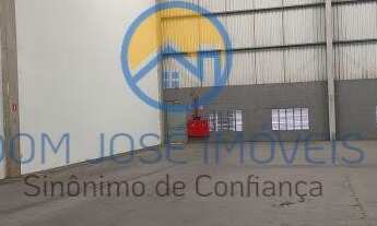 Imagem 2: Galpão para Locação em Embu das Artes, Parque Pirajussara, 4 banheiros, 4 vagas