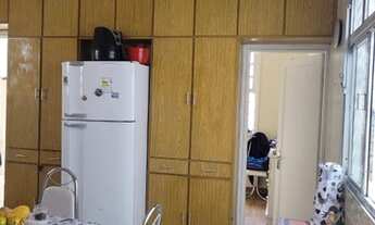 Imagem 4: Casa para venda tem 243 metros quadrados com 3 quartos em Embaré - Santos - SP