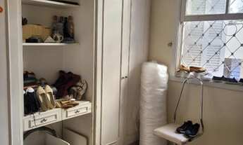 Imagem 3: Casa para venda tem 243 metros quadrados com 3 quartos em Embaré - Santos - SP