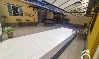 Imagem 4: Casa com 3 Quartos à venda, 239 m² por R$ 1.300.000 - São João Batista - Belo Horizonte/MG