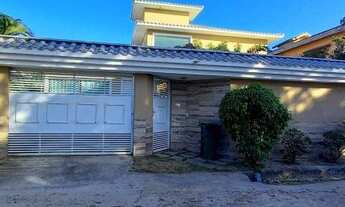 Imagem 2: Fantástica casa em um oásis verde