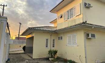 Imagem 2: Maravilhoso Duplex Alto Padrão Iguaba Grande