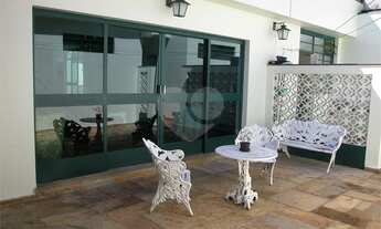 Imagem 2: Térrea para venda possui 240 metros quadrados com 3 quartos em Vila Madalena - São Paulo