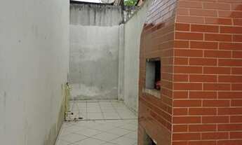 Imagem 2: Excelente Casa com 02 Dormitórios, sendo 01 deles com Suíte