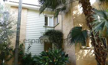 Imagem: Casa maravilhosa com belo paisagismo