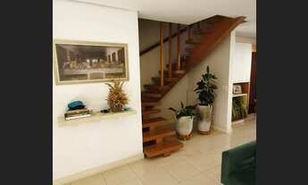 Imagem 4: Casa de condomínio sobrado para venda tem 190 metros quadrados com 3 quartos