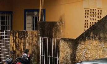 Imagem 3: Três casas e um box pra vender rápido