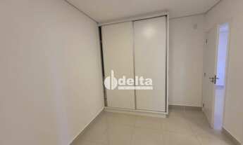 Imagem 15: Cobertura com 3 dormitórios para alugar, 160 m² por R$ 3.200,00/mês - Tubalina - Uberlândi