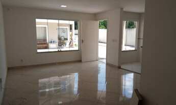 Imagem 4: Vargem Grande - Casa Triplex 100 m2 com 2 suítes, coz. americana, banheiro social, sótão e