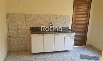 Imagem 3: Casa para aluguel, 2 quartos, 1 vaga, Nossa Senhora das Graças - Uberlândia/MG