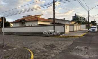 Imagem 4: Casa de alto padrão, localização privilegiada em Araranguá! O imóvel possui 03 dormitórios