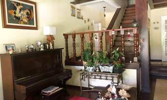 Imagem 5: Sobrado para venda com 380 metros quadrados com 4 quartos em Capivari - Campos do Jordão