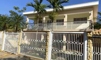 Imagem: Casa com três suítes à venda em Águas