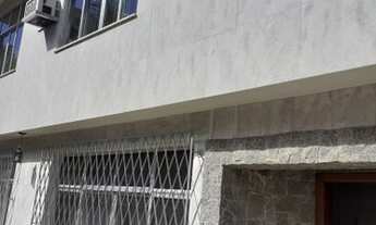 Imagem 3: Casa de condomínio para venda tem 428 metros quadrados com 3 quartos