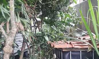 Imagem 3: Casa para venda tem 140 metros quadrados com 3 quartos em Capão Raso - Curitiba - PR