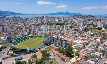 Imagem 5: Apartamento à Venda no bairro Estreito em Florianópolis/SC - 3 Dormitórios, 3 Suítes, 4 Ba
