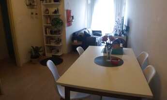 Imagem 5: APARTAMENTO CENTRO DE VISTA ALEGRE COM VARANDÃO, VAGA E DOIS QUARTOS