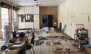 Imagem 5: Área, barracão, casa