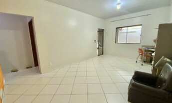 Imagem 4: Casa para venda com 180 metros quadrados com 3 quartos super espaçosa