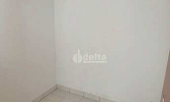 Imagem 6: Casa com 3 dormitórios para alugar, 230 m² por R$ 3.100,00/mês - Umuarama - Uberlândia/MG