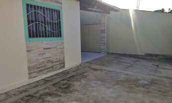 Imagem: Vendo uma Bela Casz Com 3 Quartos, Próximo