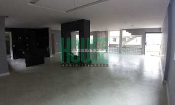 Imagem 4: Casa para venda possui 400 metros quadrados com 5 quartos em Barra do Imbuí - Teresópolis