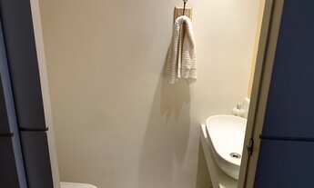 Imagem 2: Apartamento para venda possui 72 metros quadrados com 2 quartos em Copacabana - Rio de Jan