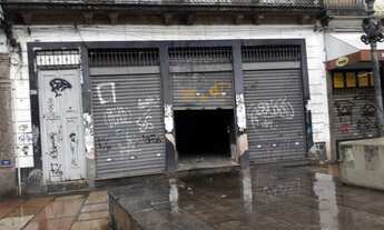 Imagem: Galpão de 3 andares no Catete!