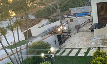 Imagem: Casa com 6 dormitórios à venda em Guarapari